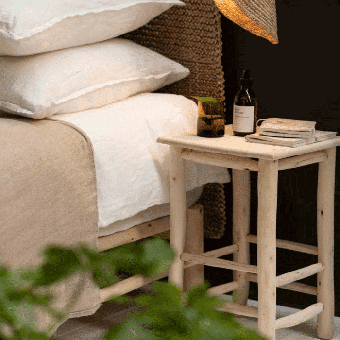 Satuna side table
