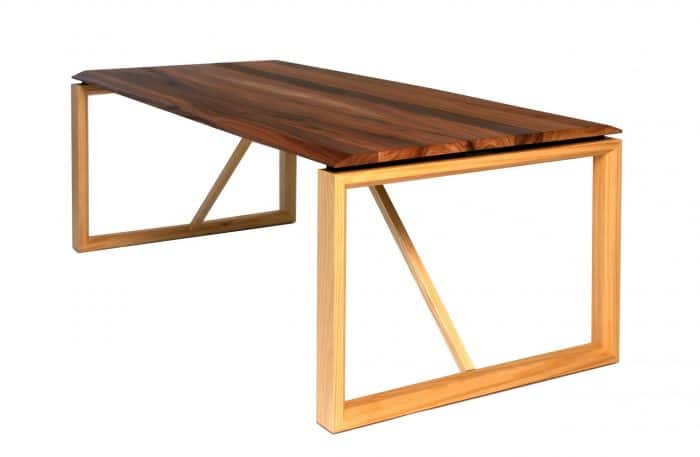 sustainable-ponte-pine-wood-dinning-table-ekohunters-eco-friendly-furniture-vea-mobiliario
