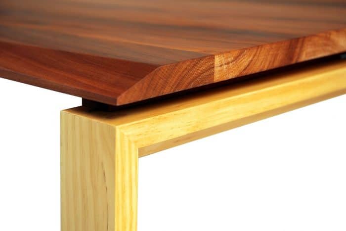 mesa-comedor-ecologica-madera-pino-ponte-ekohunters-mubles-ecologicos-vea-mobiliairio