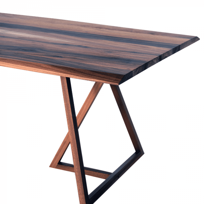 mesa-comedor-sostenible-madera-cedro-bosse-adoufe-ekohunters-mubles-ecologicos-vea-mobiliairio