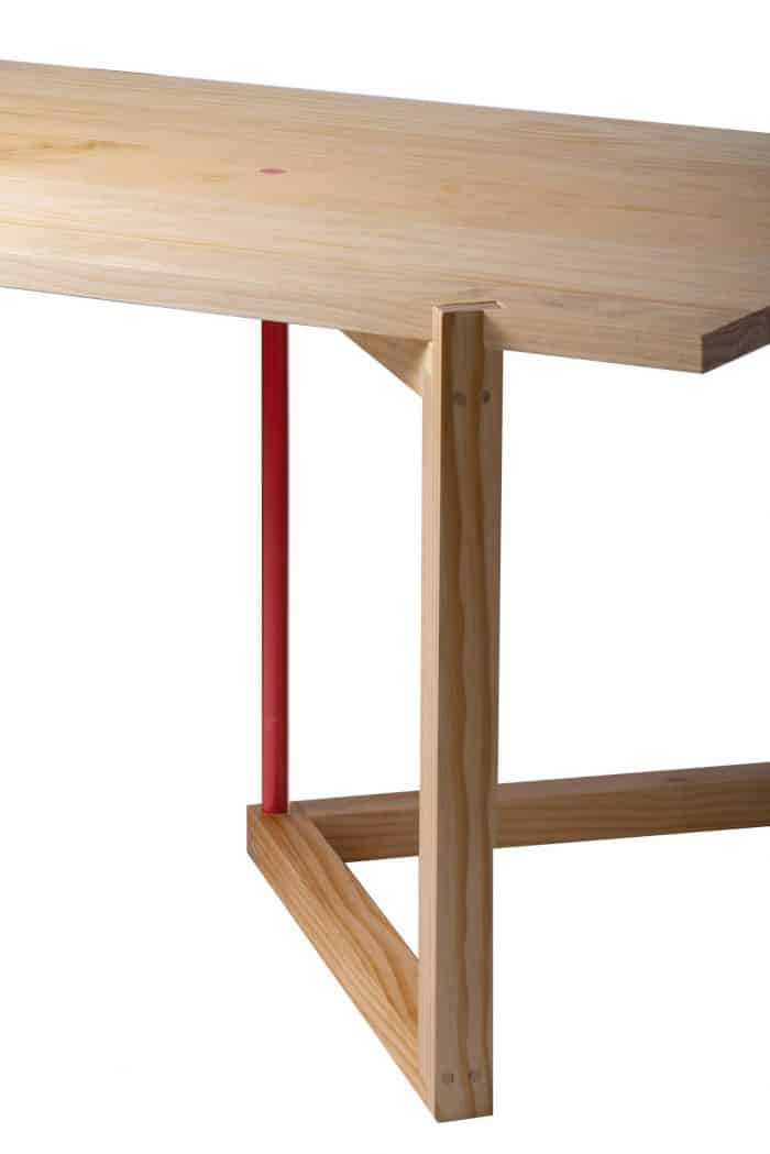 sustainable-xogo-pine-wood-dinning-table-ekohunters-eco-friendly-furniture-vea-mobiliario