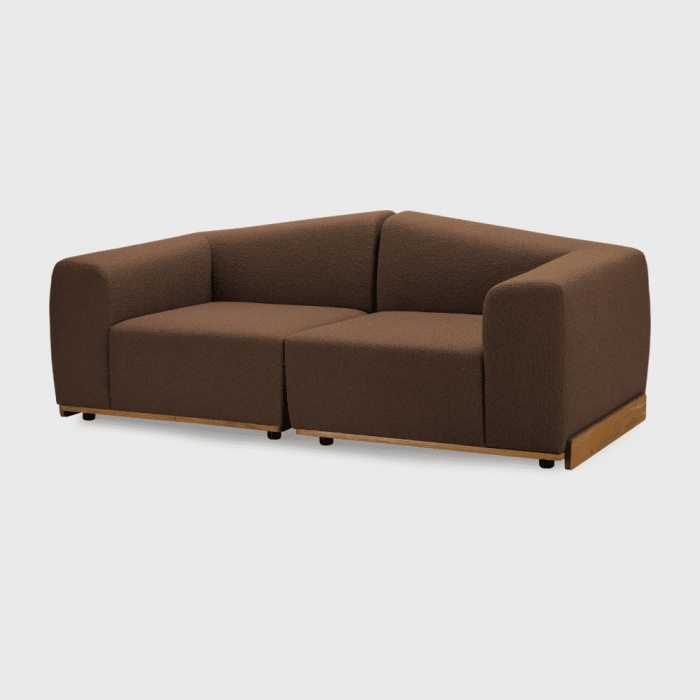 sofa-saler-marron-2-plazas-textil-symphony-mills-copenhagen-ekohunters-sofas-sostenibles-mobiliario-sostenible-interiorismo-sostenible-ecodiseño