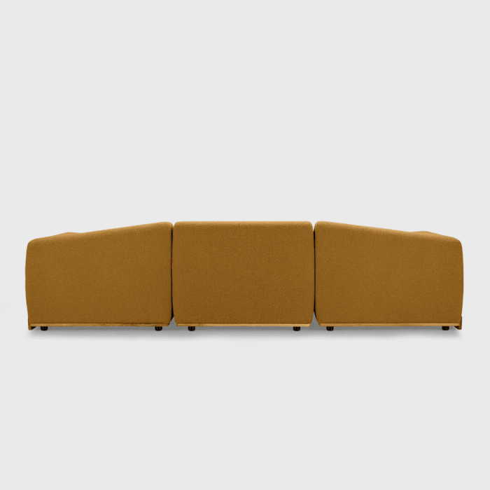 sofa-saler-mostaza-3-plazas-textil-symphony-mills-copenhagen-ekohunters-sofas-ecologicos-mobiliario-sostenible-interiorismo-sostenible