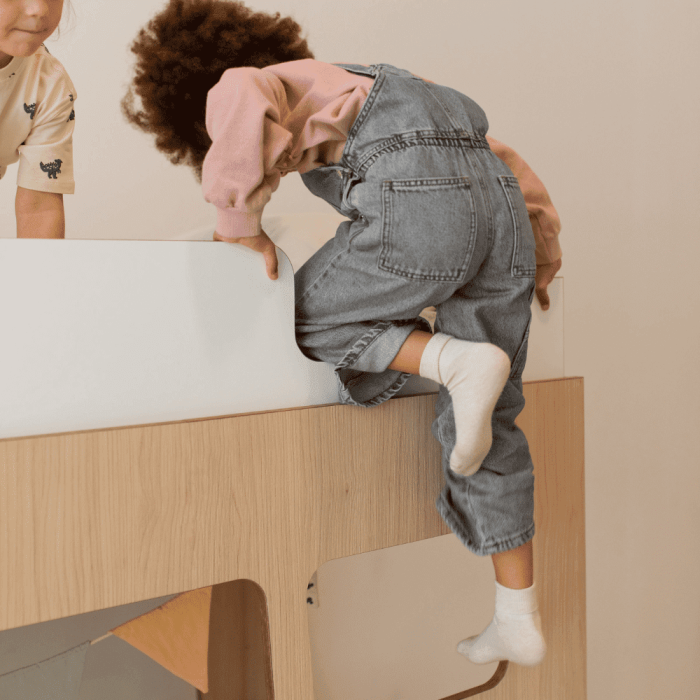litera-triple-dormitorio-infantil-ekohunters-janka-mobiliario-infantil-sostenible