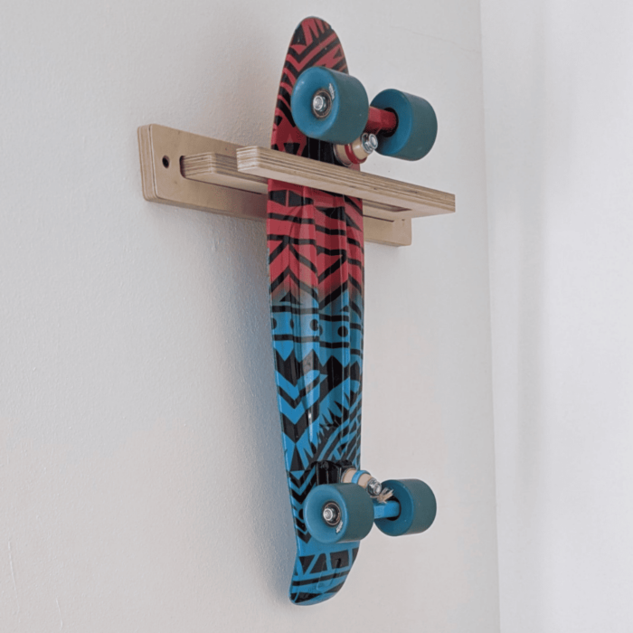 soporte-de-pared-para-monopatines-la-rampa-ekohunters